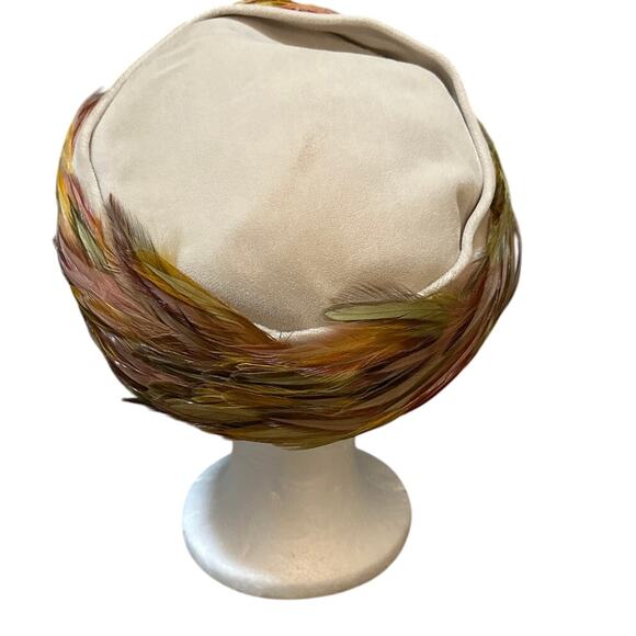 Vintage Evelyn Varon exclusive made in USA feather trim hat - Picture 3 of 9